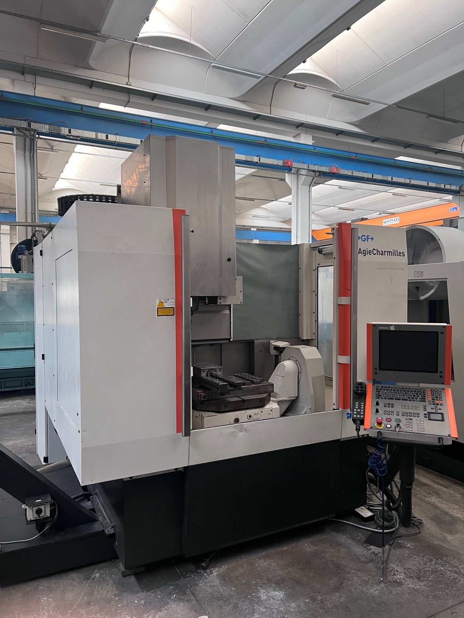 MIKRON 5 ASSI UCP 800 DURO  2008