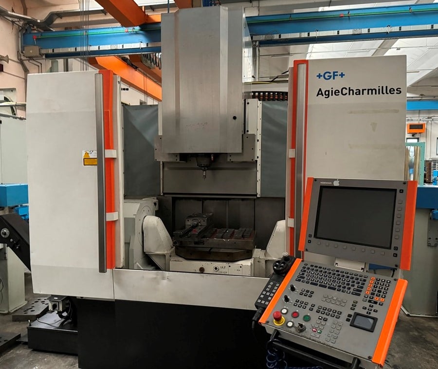 MIKRON 5 ASSI UCP 800 DURO  2008