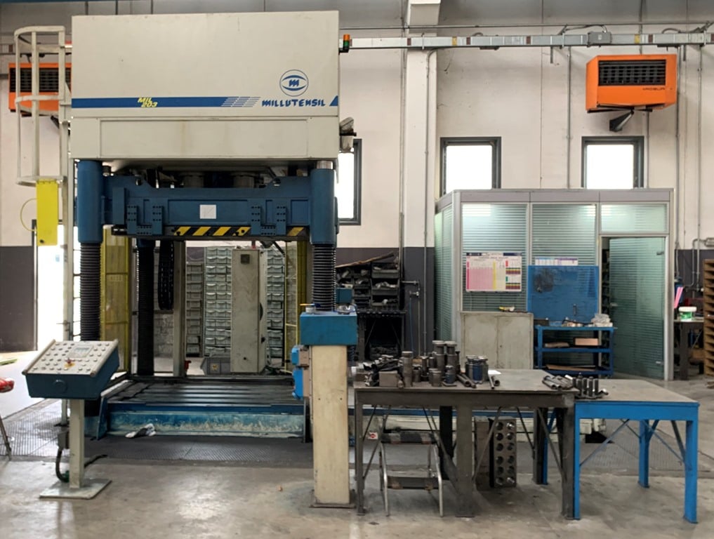 MILLUTENSIL Mil 203  2005