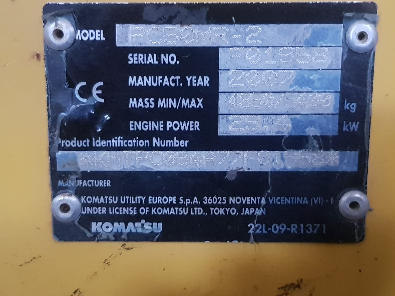 KOMATSU PC50MR-2 