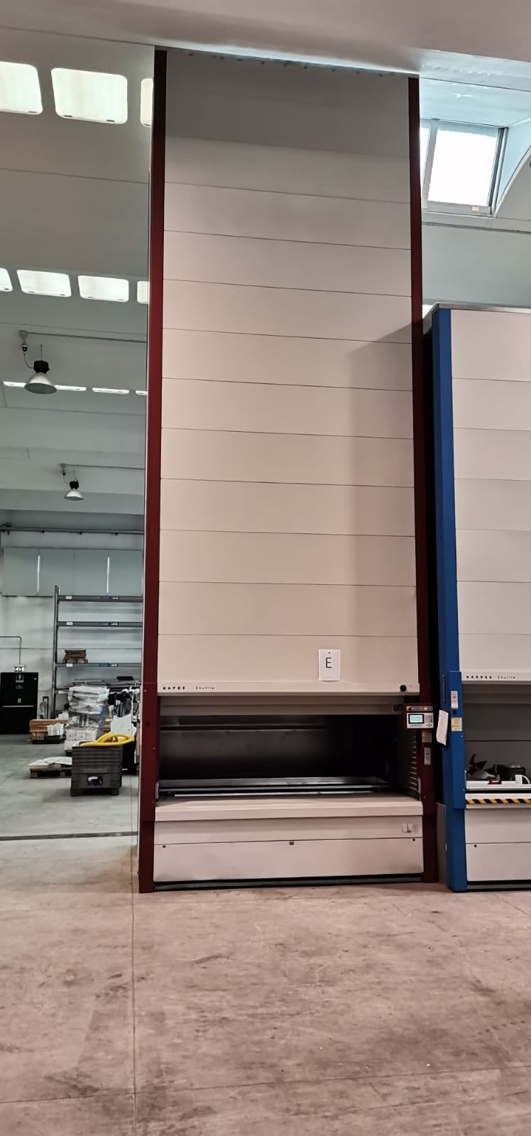 KARDEX NR. 02 MAGAZZINI VERTICALI KARDEX MOD. XP500-ALT. 8,3 M 