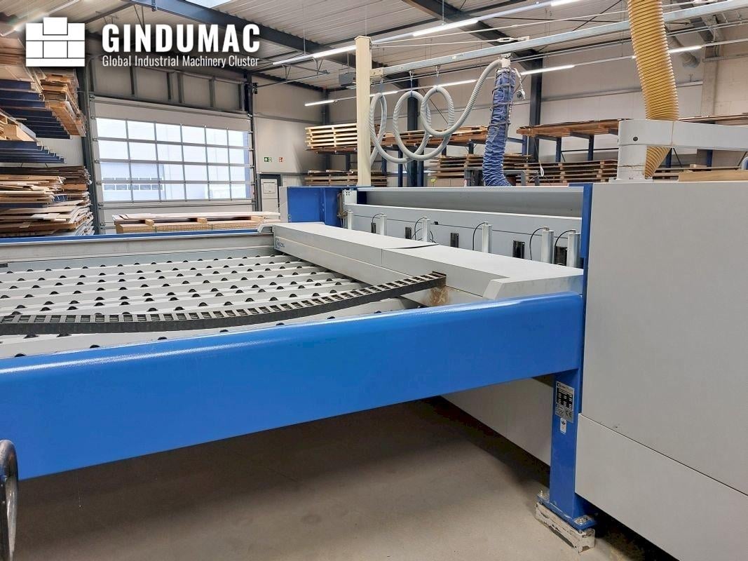 HOLZMA HPP 380  2007