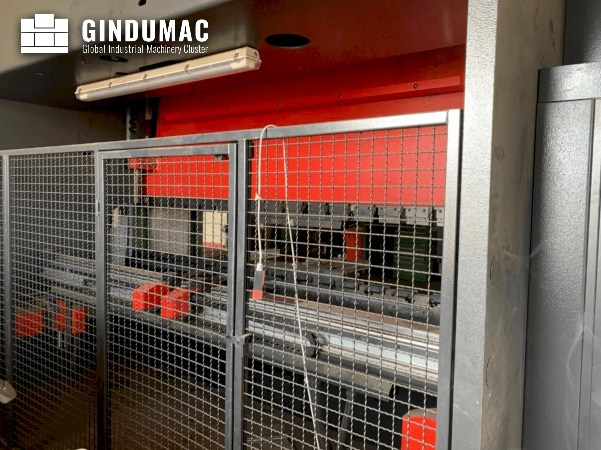 AMADA HFP NT 220-4L  2011