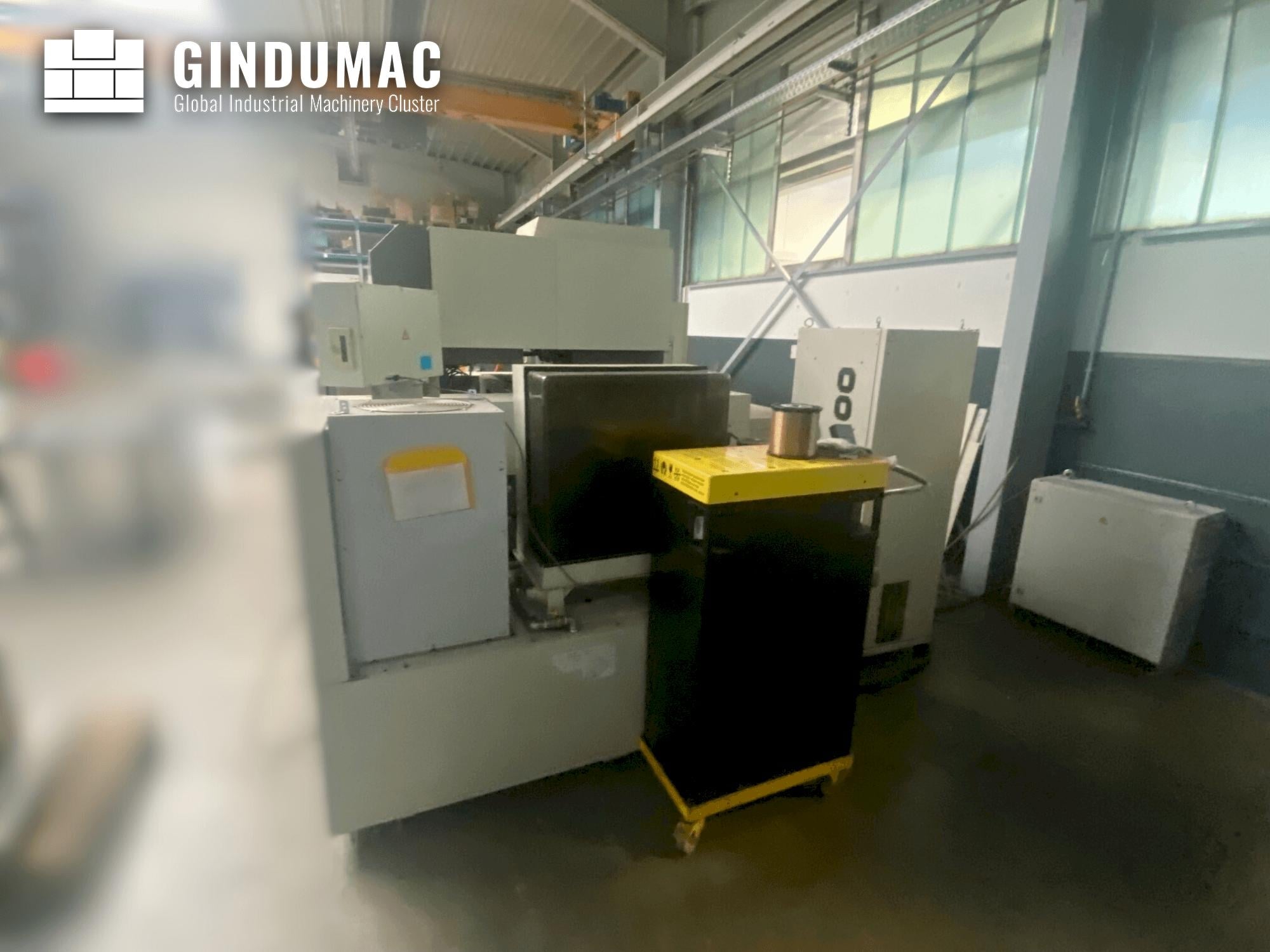MITSUBISHI FA 20 SM  2006
