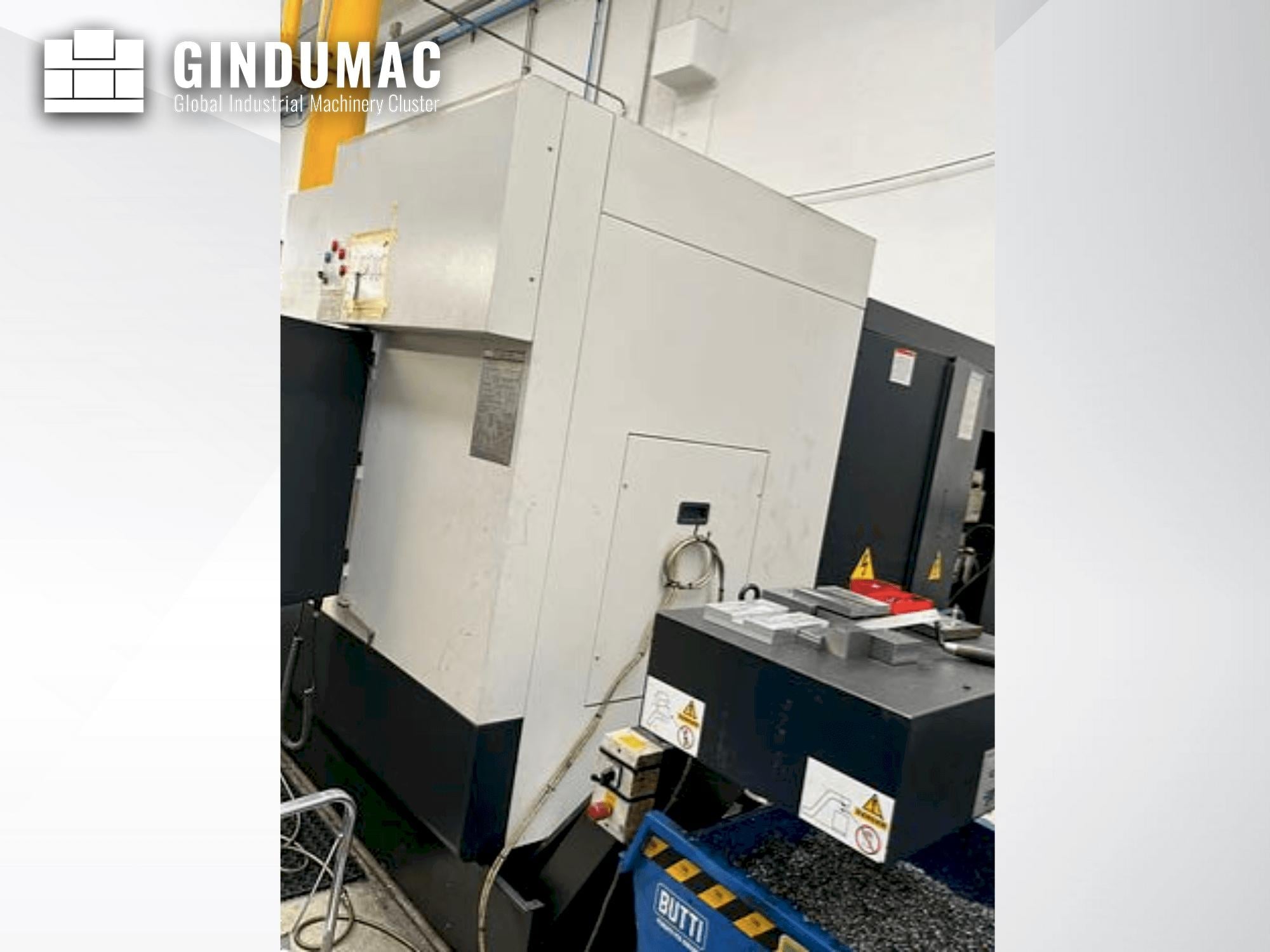 MAZAK VTC 300  2004