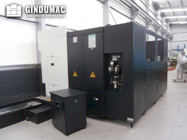 MAZAK VTC-200C  2005