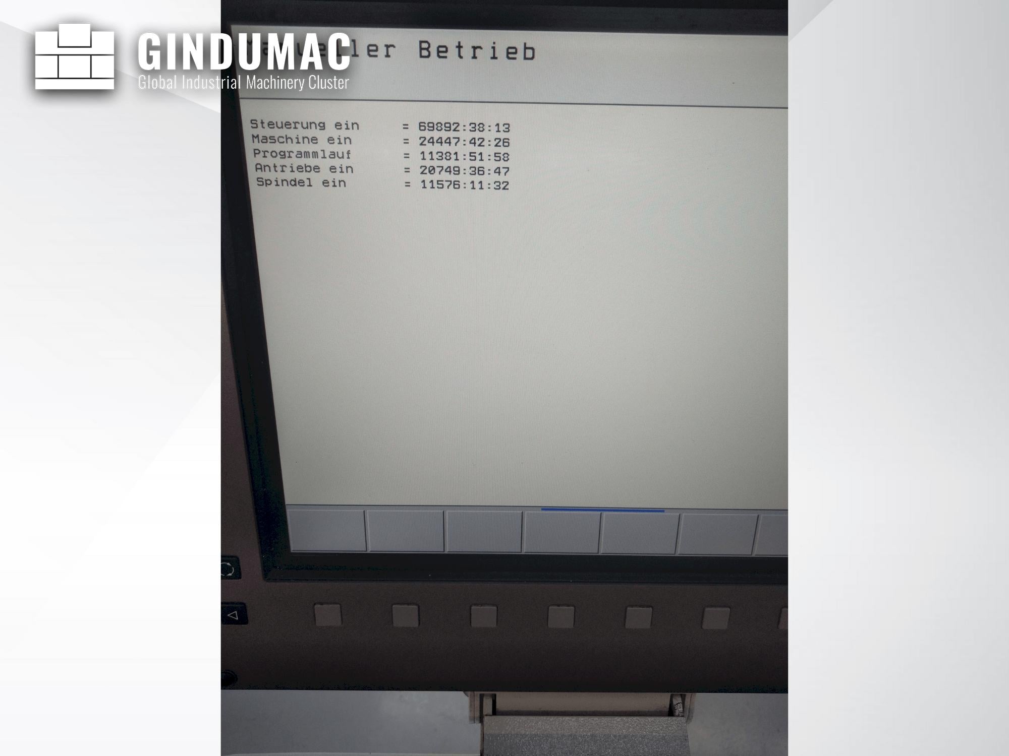 MIKRON UCP 800 Duro  2013