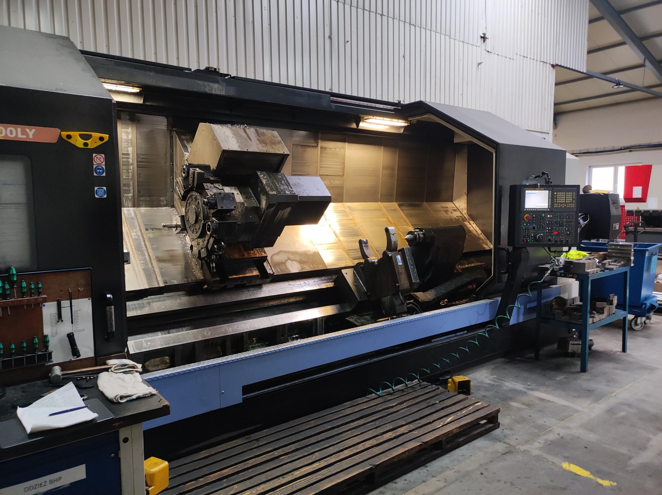 DOOSAN Puma 700LY  2012