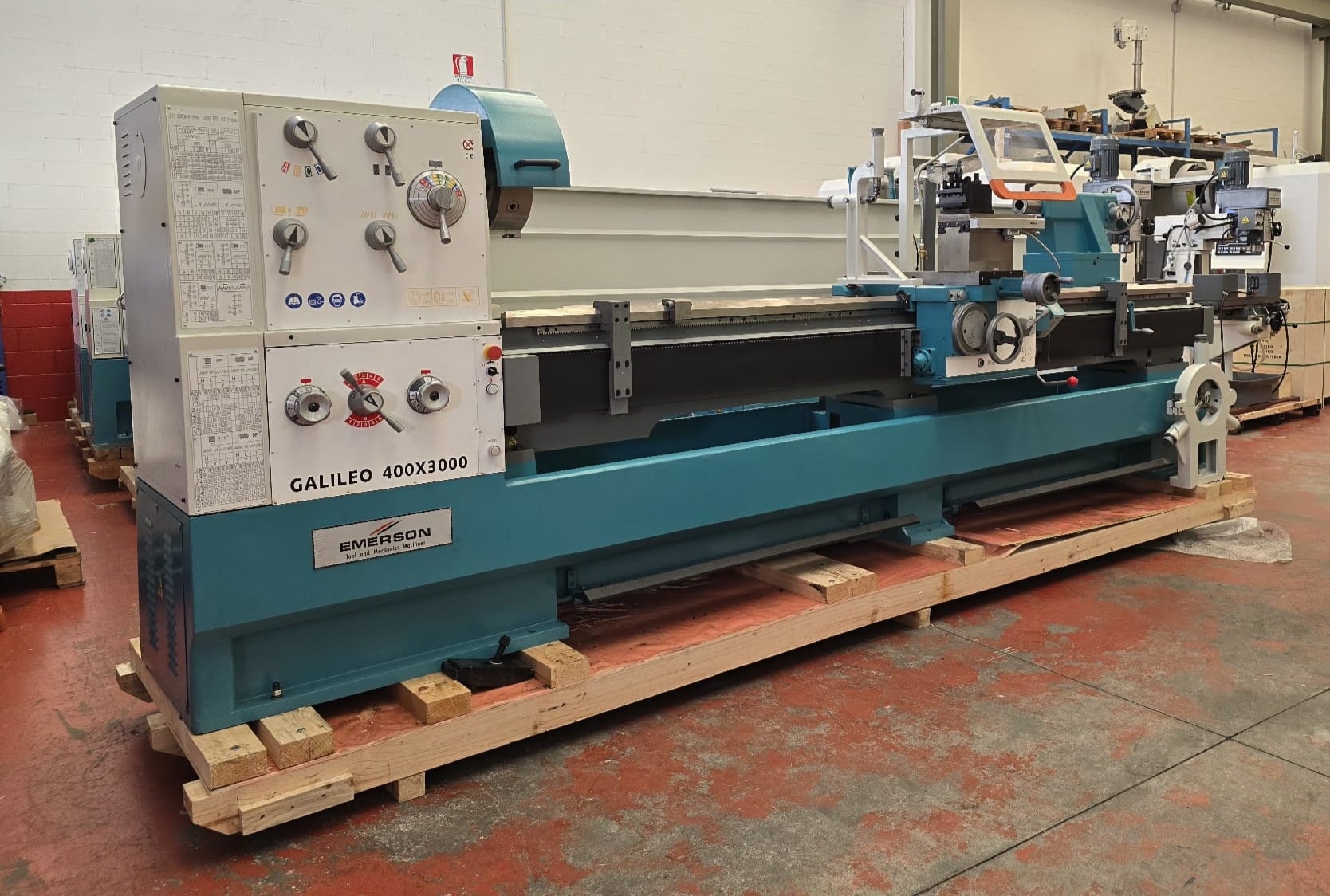 EMERSON 3000 x 400  2025