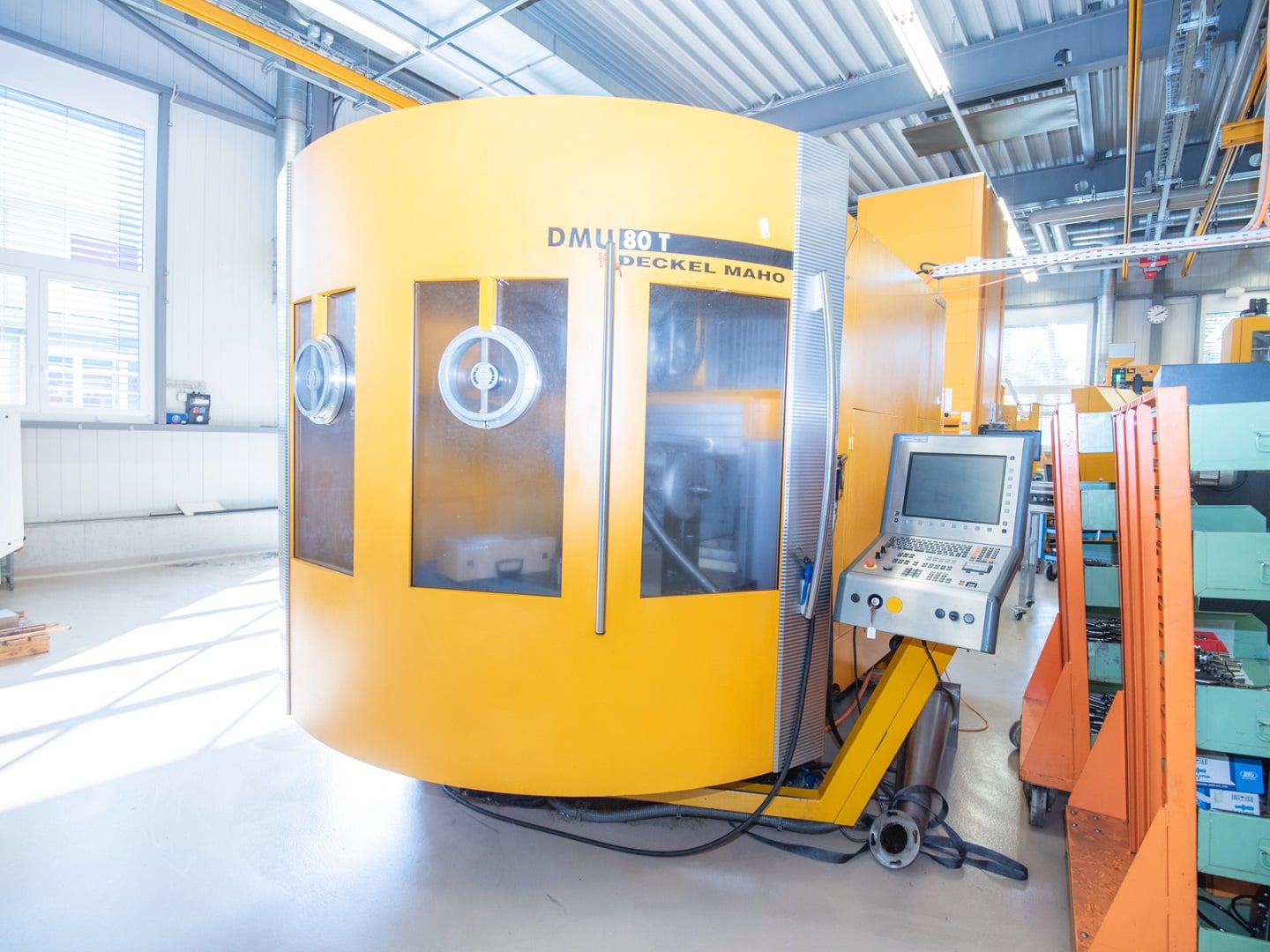 DECKEL MAHO DMU 80T  2003