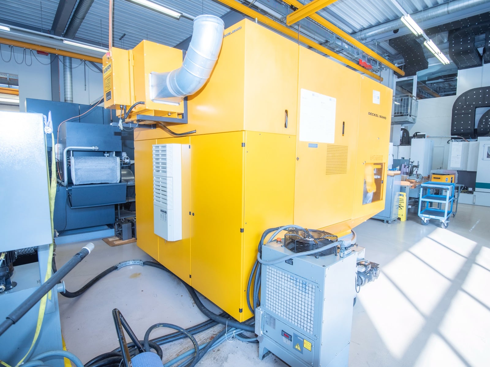 DECKEL MAHO DMU 80T  2003