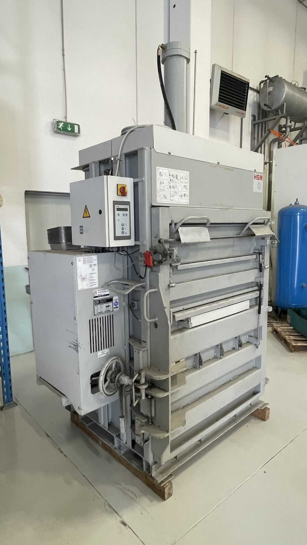 HSM PRESSA IMBALLATRICE VERTICALE HSM MOD. VL 500.2 