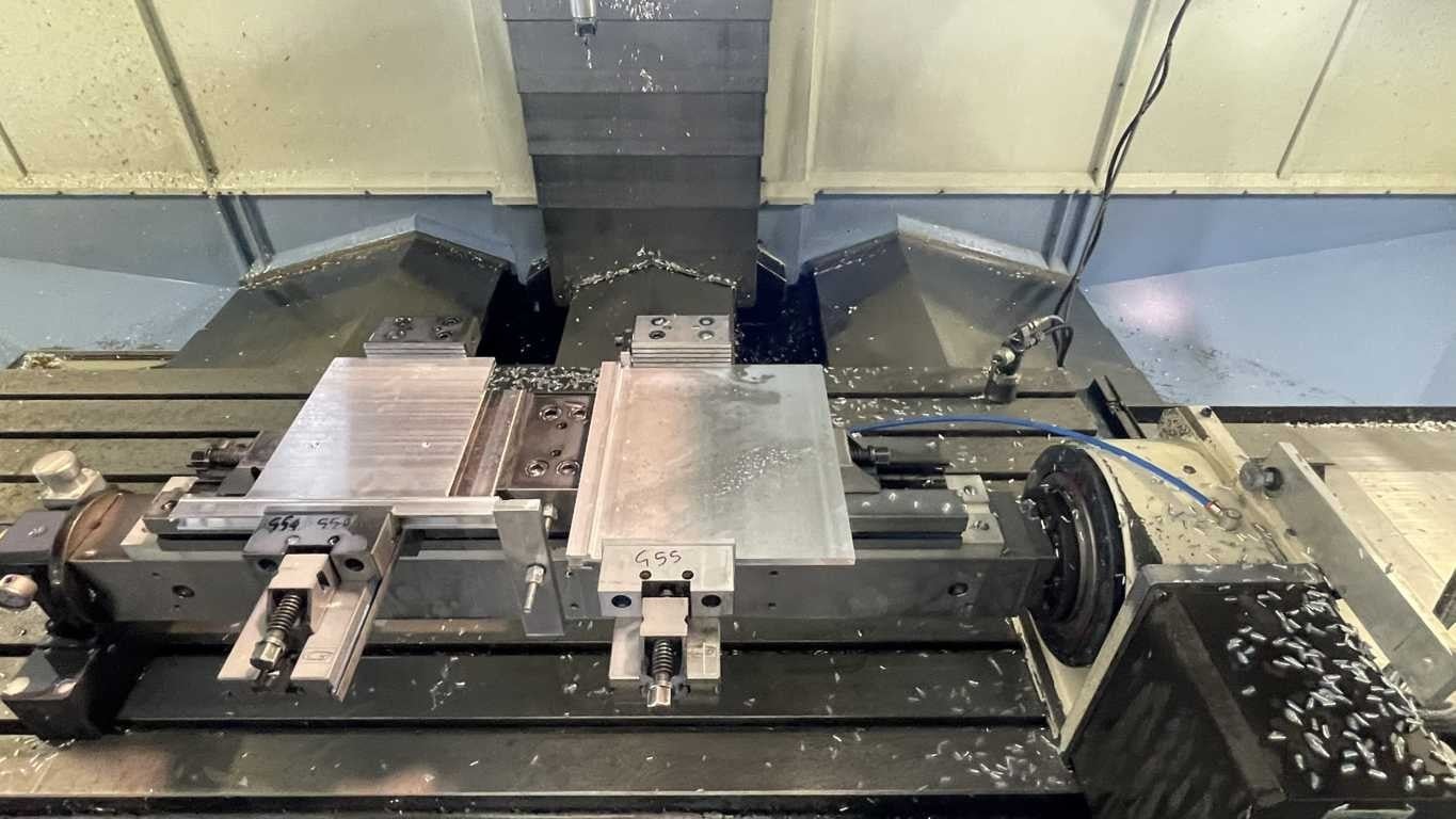 DOOSAN CENTRO DI LAVORO VERTICALE DOOSAN VM 960 L 