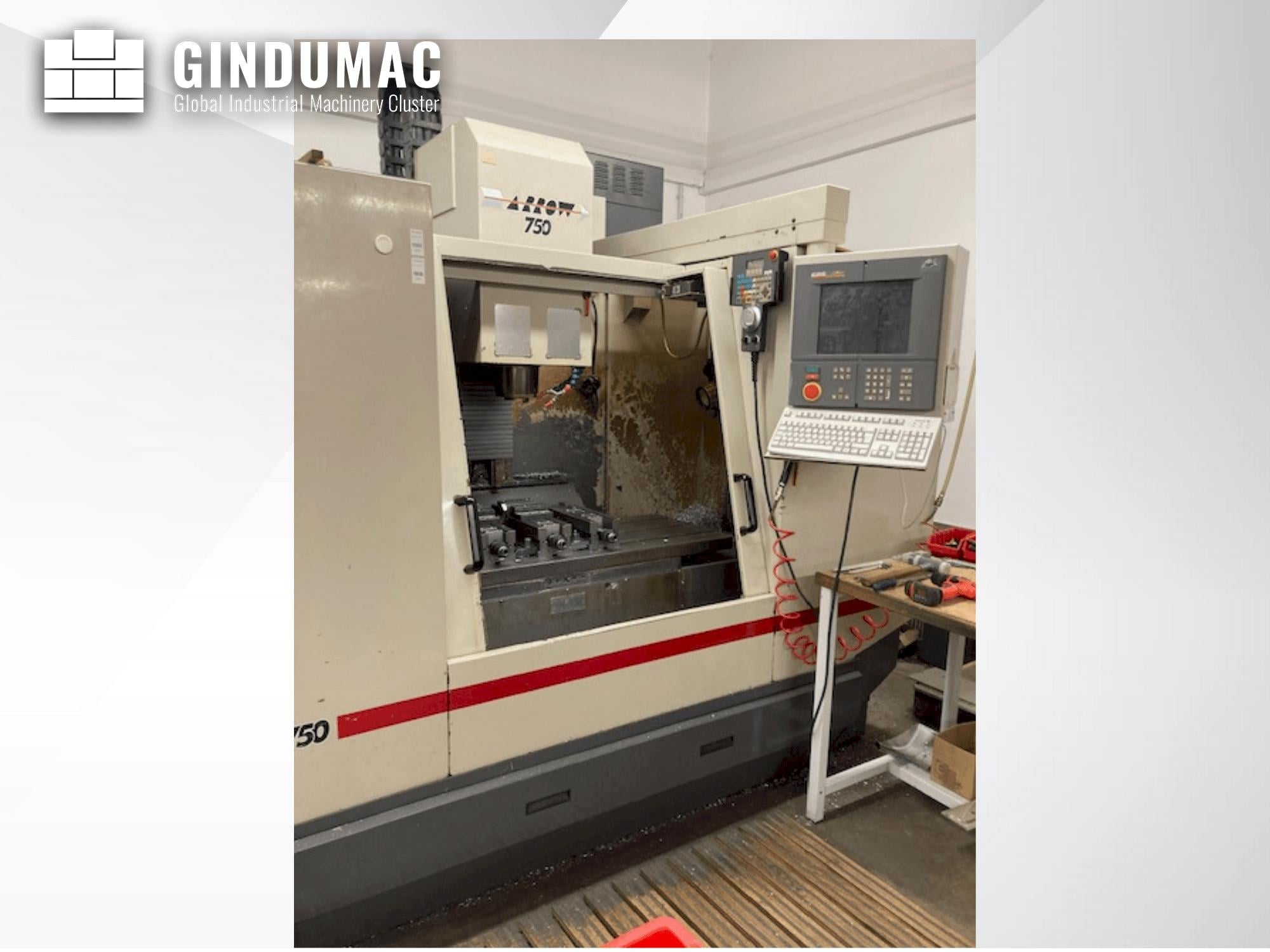 CINCINNATI Milacron Arrow 750  1996