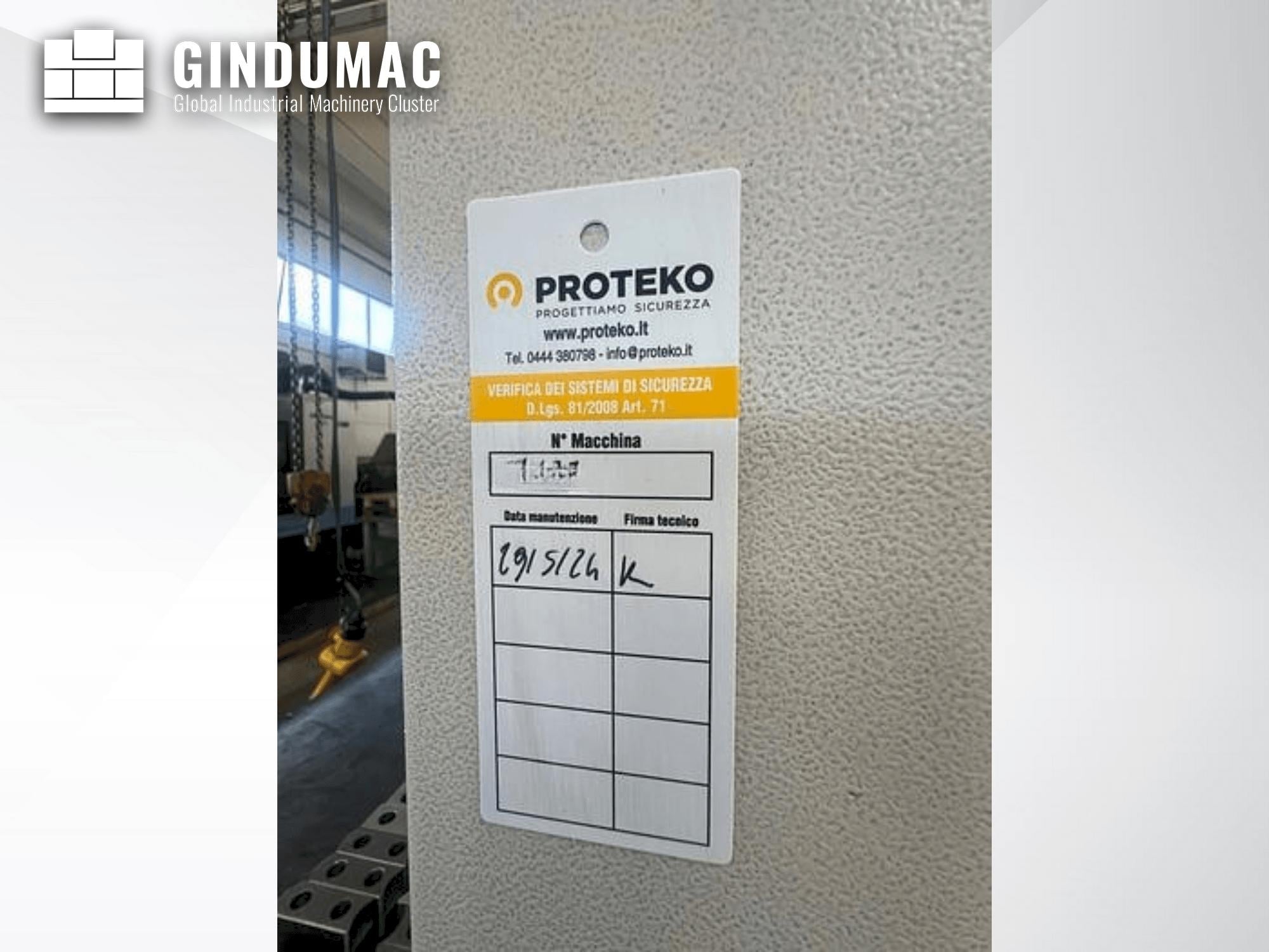 FANUC ROBODRILL α-D21LiB5  2016