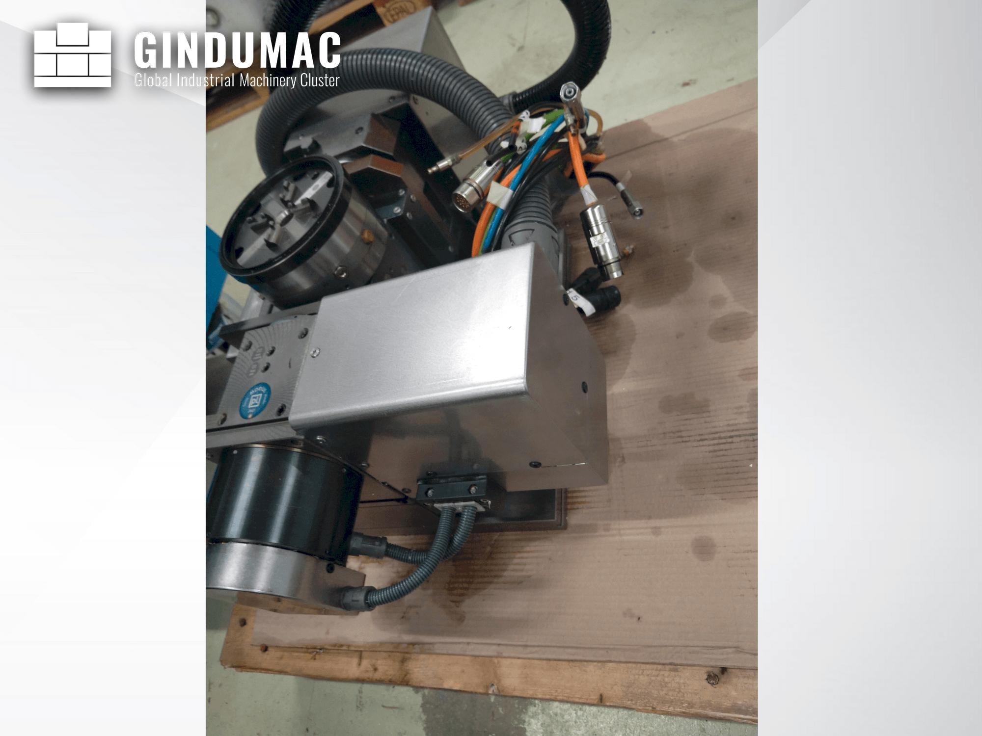 MIKRON VCP 800  2001