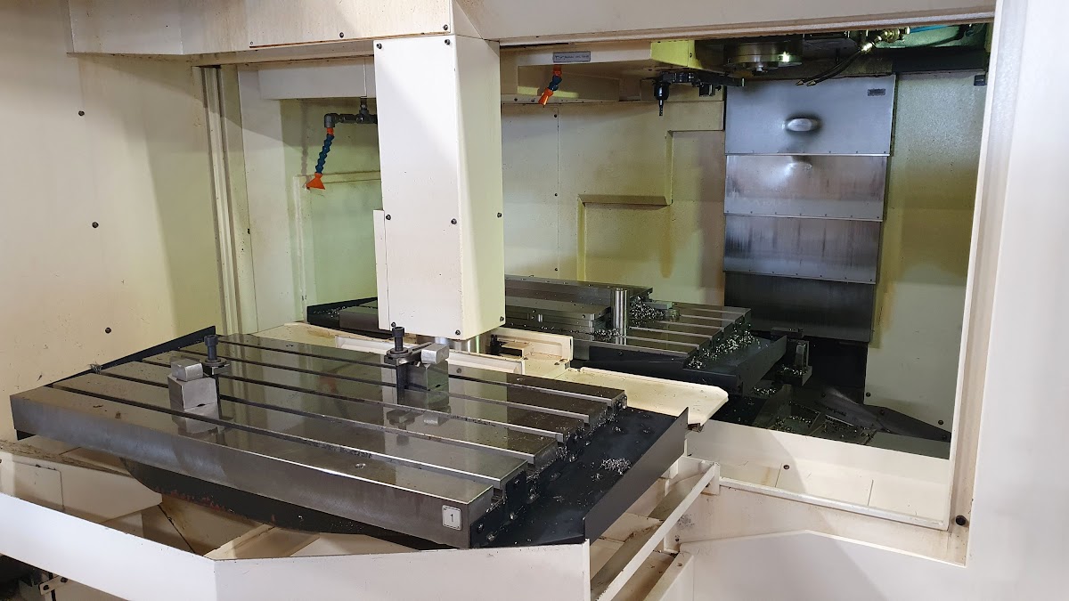 MAZAK VCS 530 C 2PC  2015