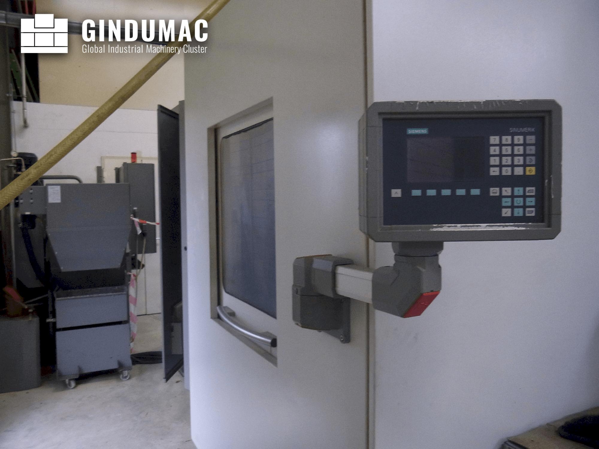 DECKEL MAHO TRICOORD 2000  2002