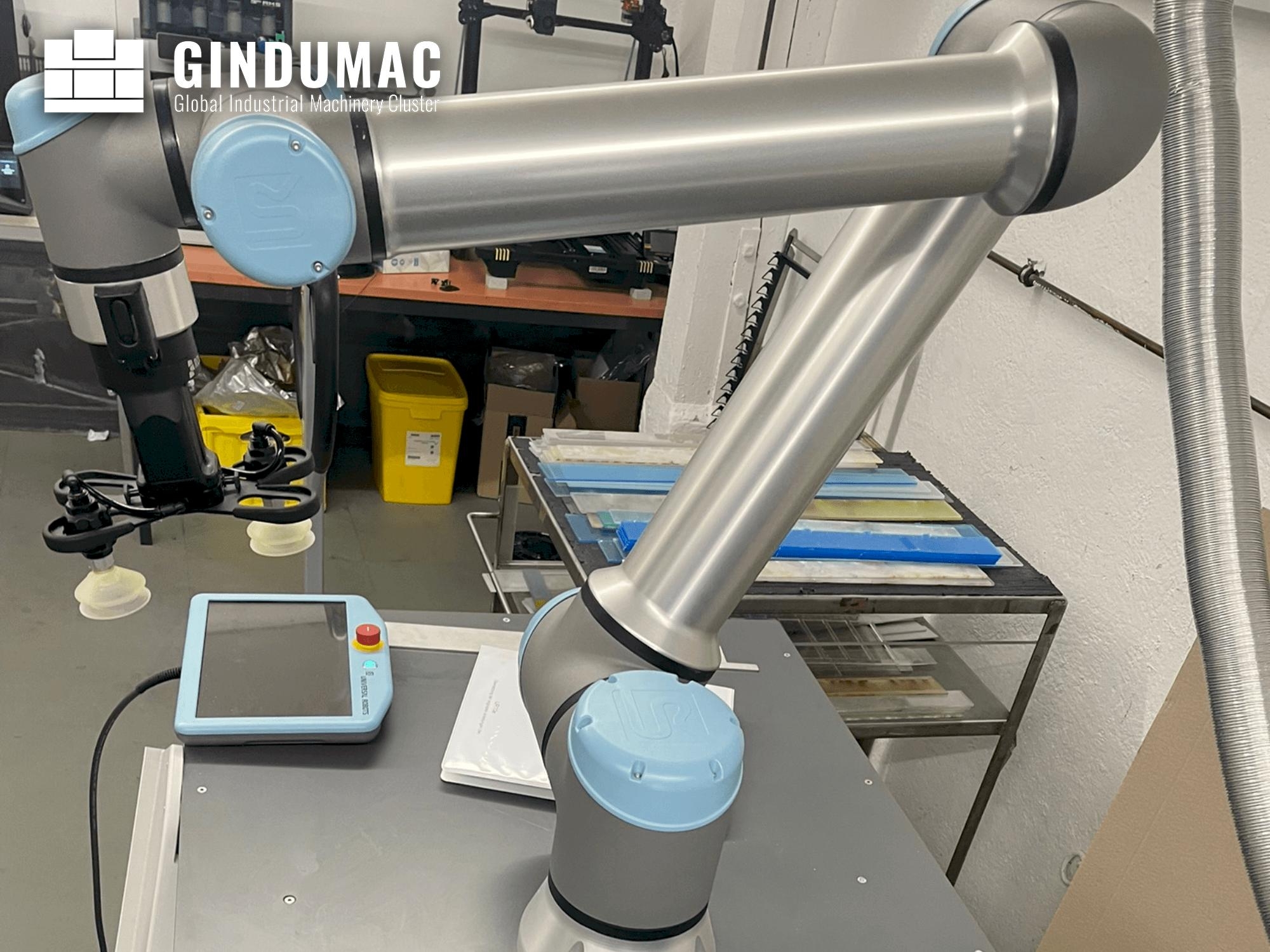 UNIVERSAL ROBOTS UR10  2019