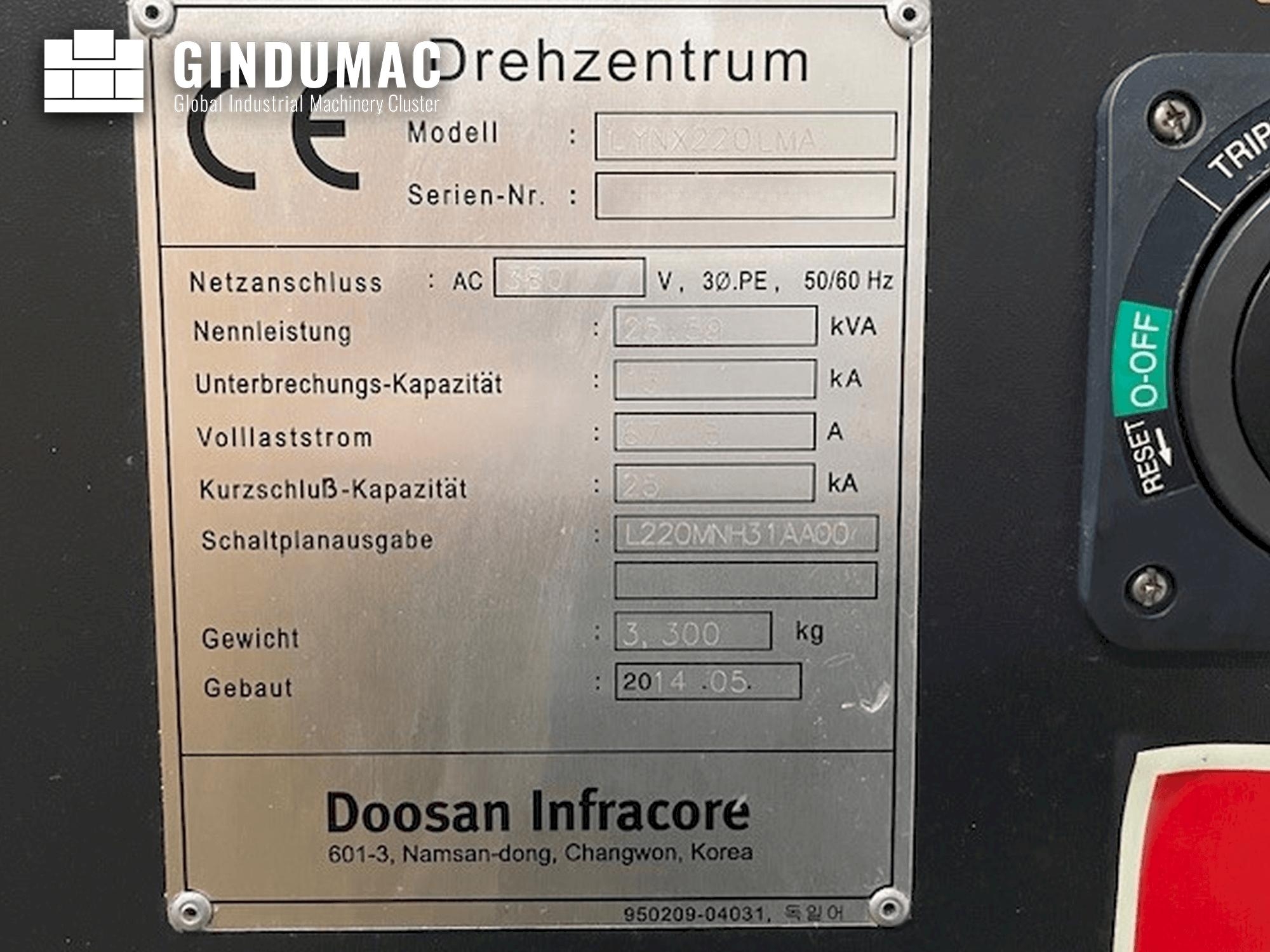 DOOSAN Lynx 220 LMA  2014