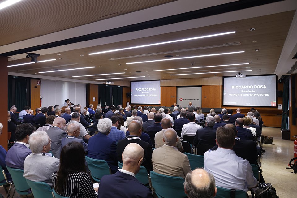 2024 decisamente complicato per l’industria italiana della macchina utensile