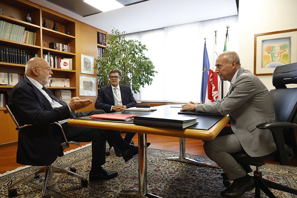 2024 decisamente complicato per l’industria italiana della macchina utensile